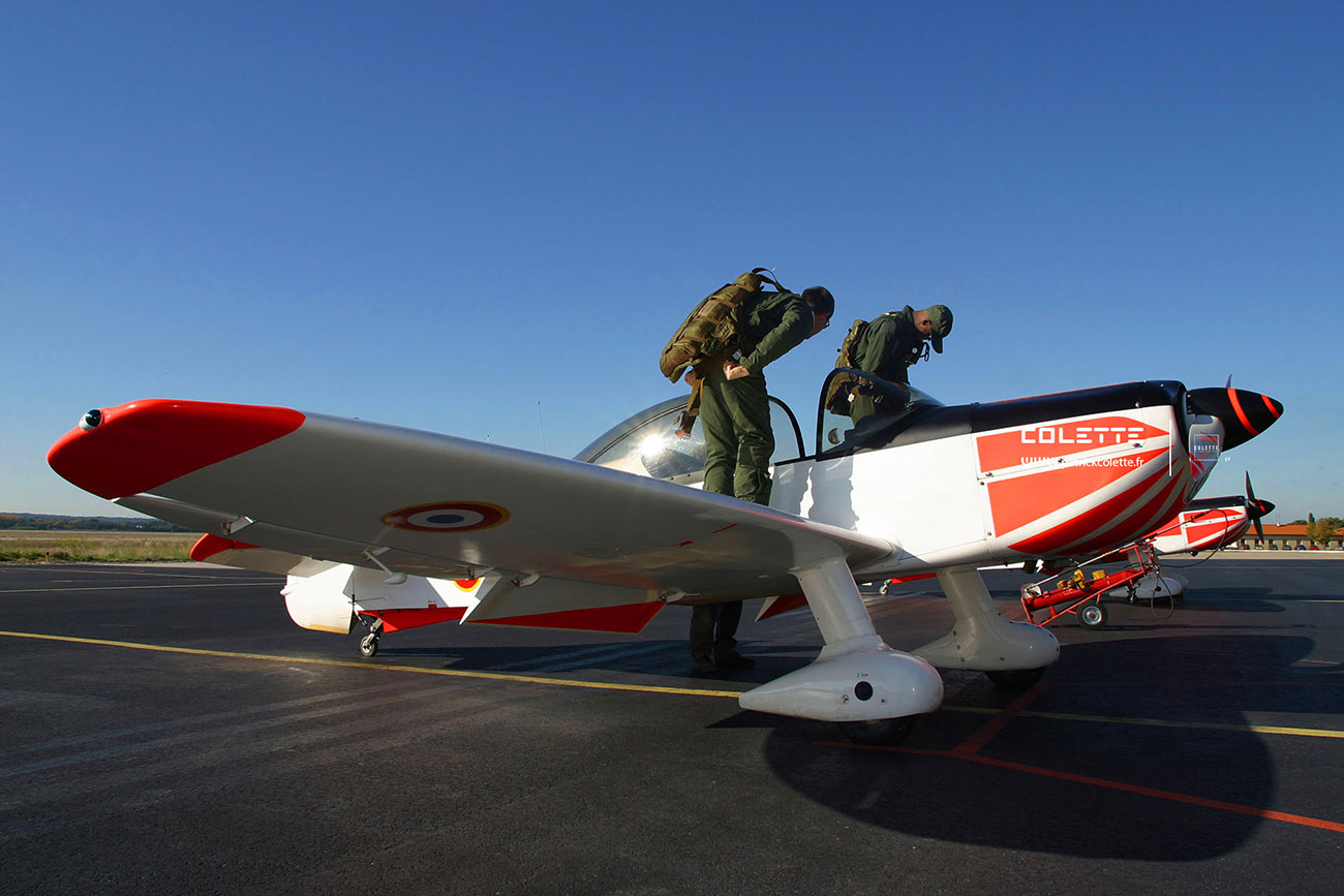 CAP 10B – Base Aérienne 701